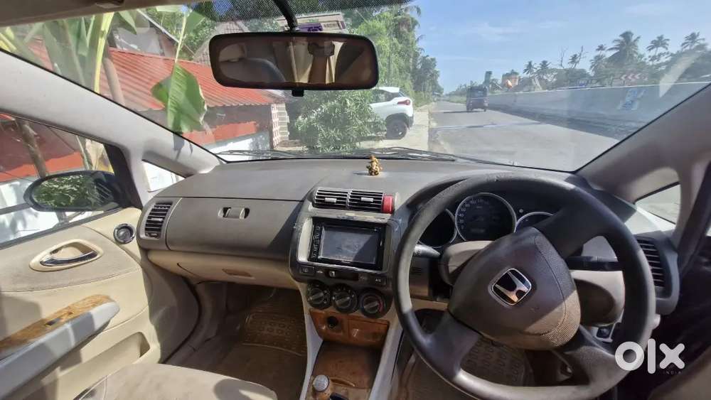 Honda City Zx 2004 Petrol Well Maintained