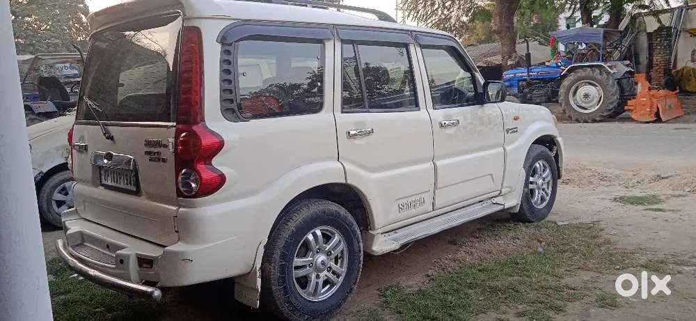 Mahindra Scorpio 2013 Diesel Well Maintained