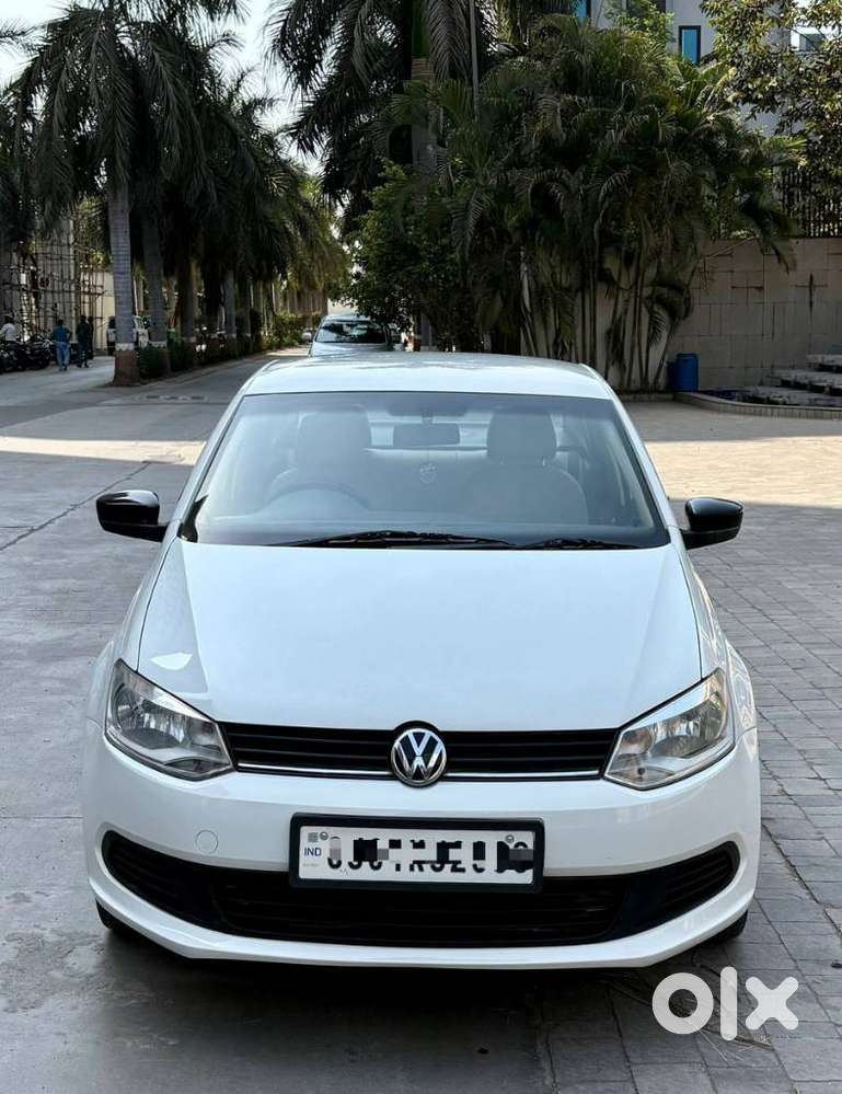 Volkswagen Vento 2010-2013 Petrol Trendline, 2011, Petrol
