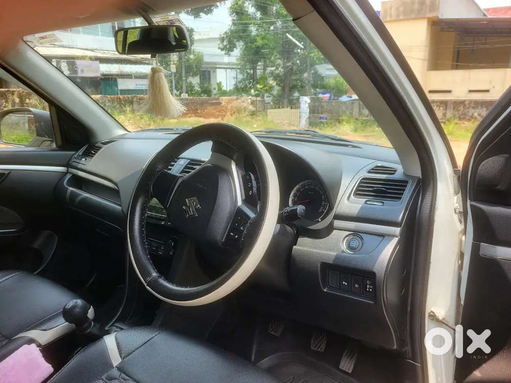 Maruti Suzuki Swift 2016 Zxi Full Option Petrol.