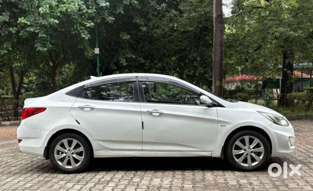 Hyundai Verna 2012 Petrol Well Maintained