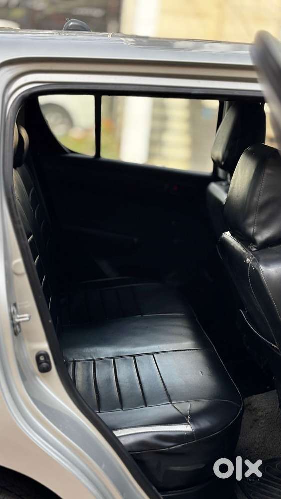 Maruti Suzuki Swift Amt Vxi, 2015, Petrol