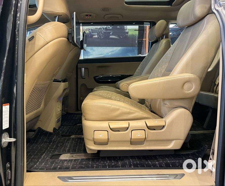 Kia Carnival Limousine Plus 7 Str, 2022, Diesel