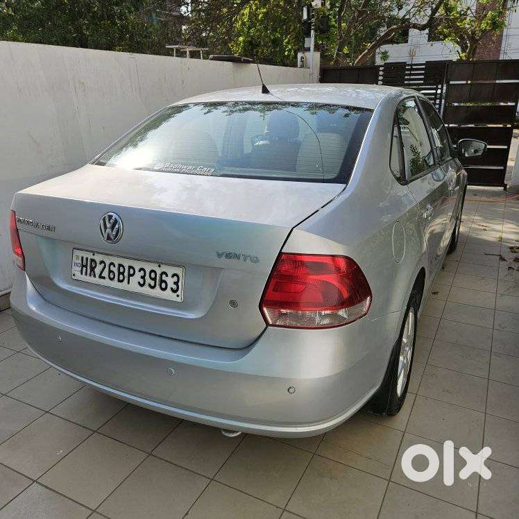Volkswagen Vento Celeste 1.6 Highline, 2011, Petrol