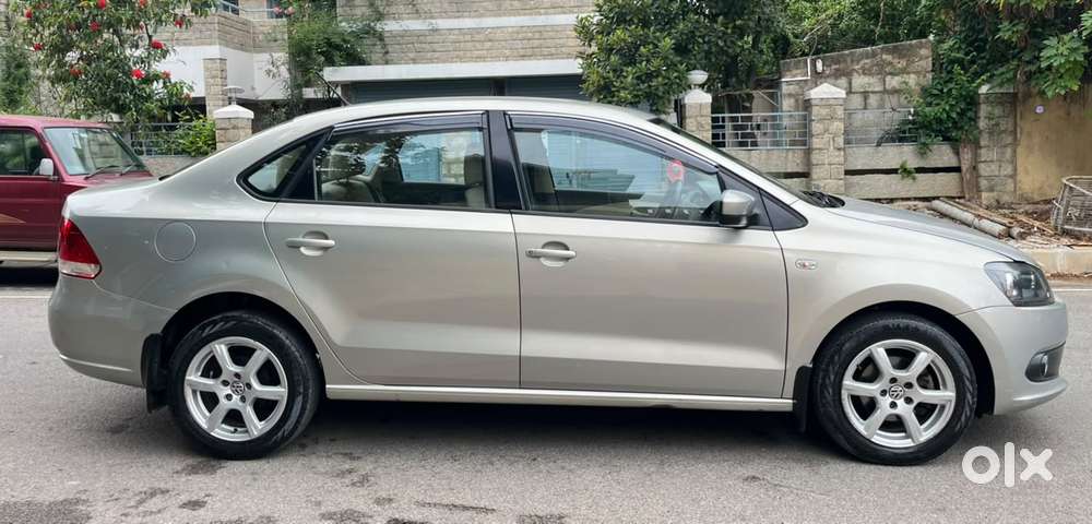 Volkswagen Vento Petrol Highline At, 2014, Petrol