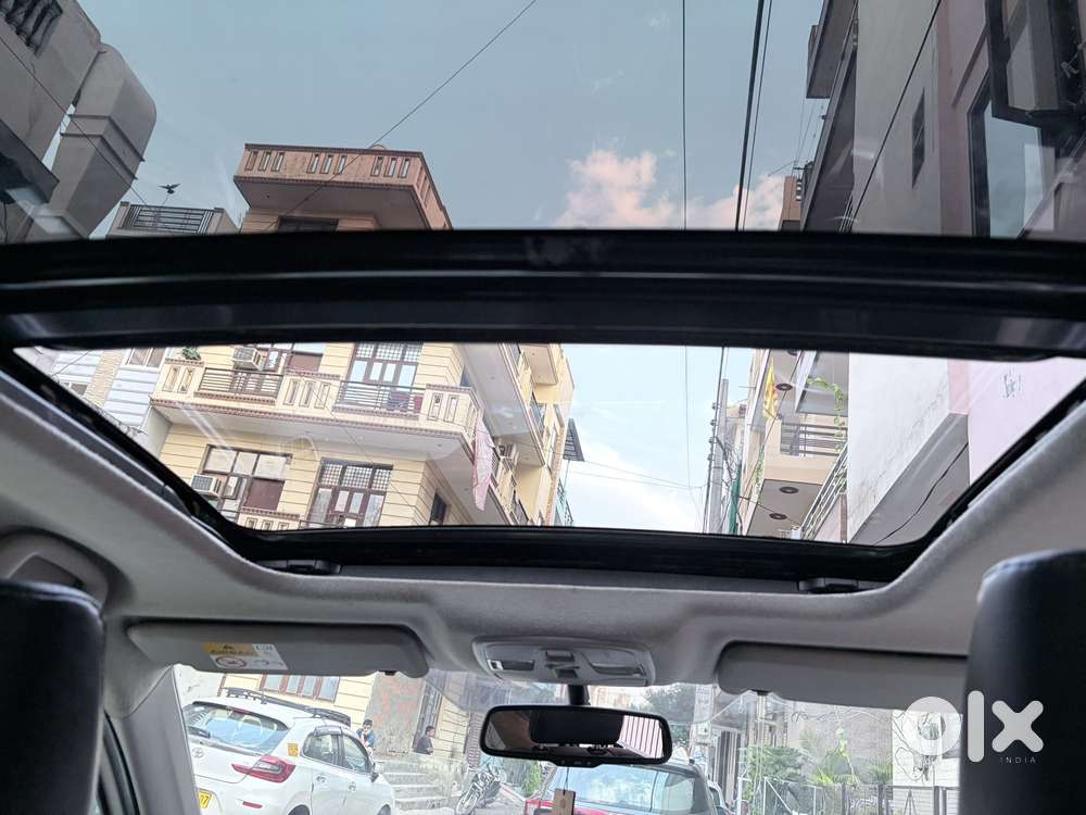 Maruti Suzuki Grand Vitara 1.5 Alpha Plus Dual Tone Intelligent Hybr..