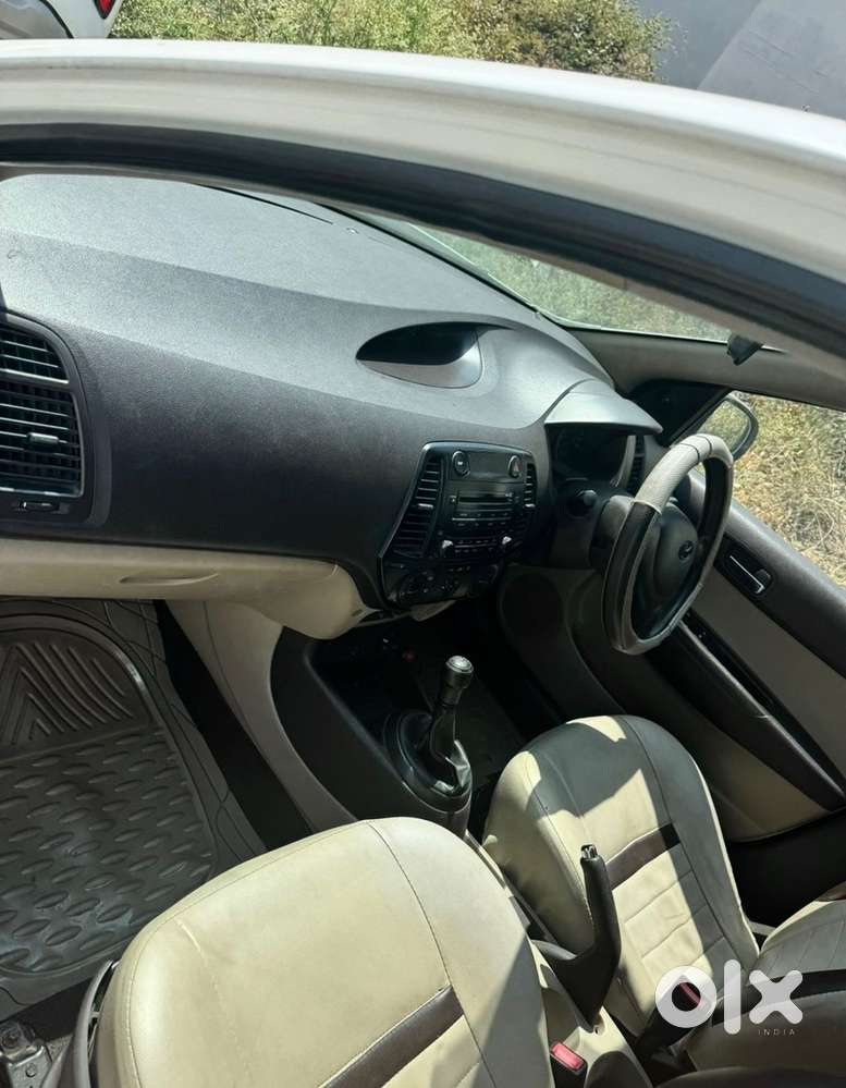 Hyundai I20 Petrol Manual 2009