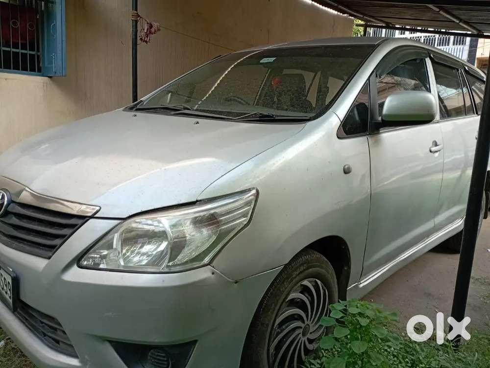 Toyota Innova 2.5 G 2013 Diesel Manual