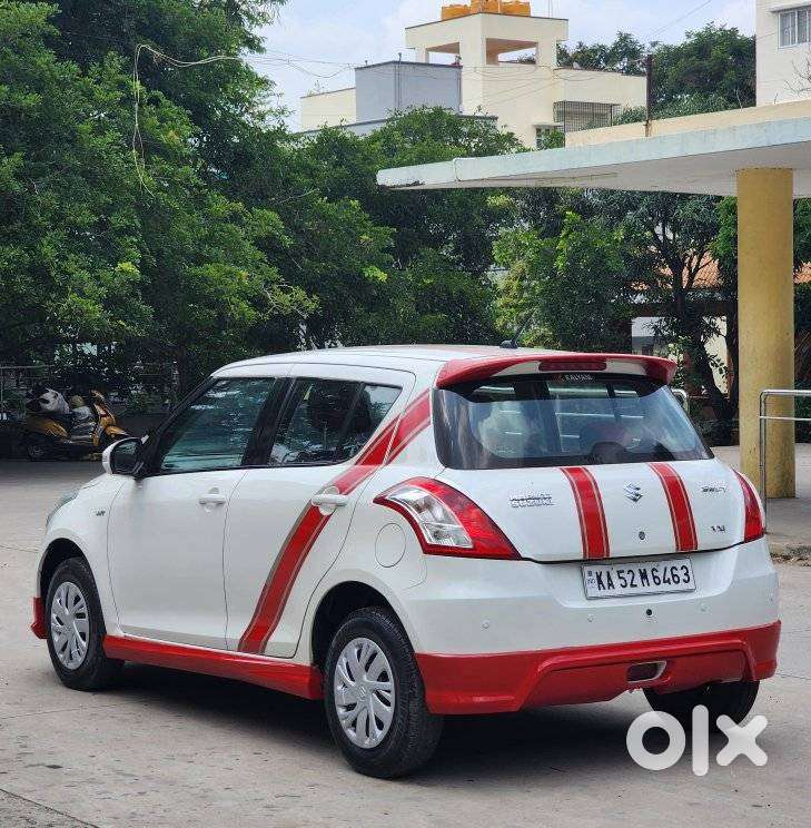 Maruti Suzuki Swift Vxi + Manual, 2016, Petrol
