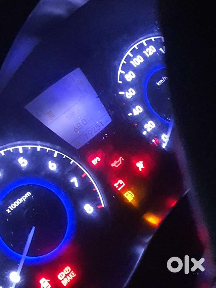 Hyundai Verna Fluidic 2012