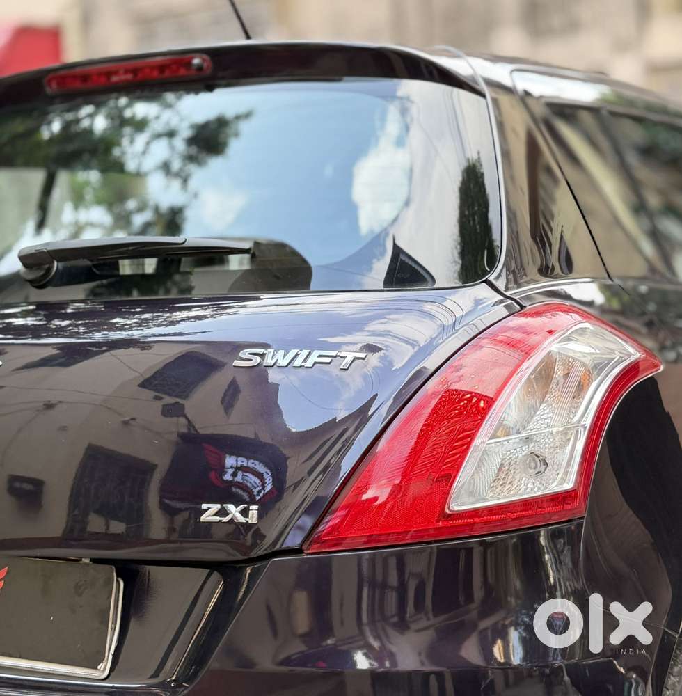 Maruti Suzuki Swift Vvt Zxi, 2017, Petrol