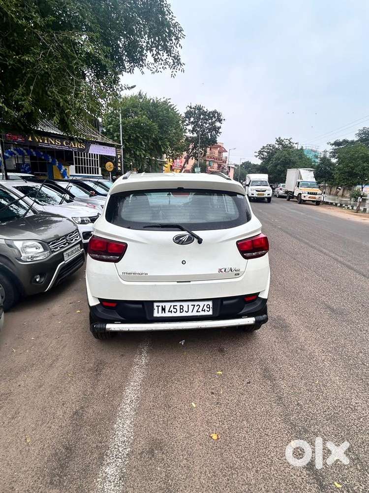 Urgent Sale Mahindra Kuv 100 2016 Petrol Good Condition