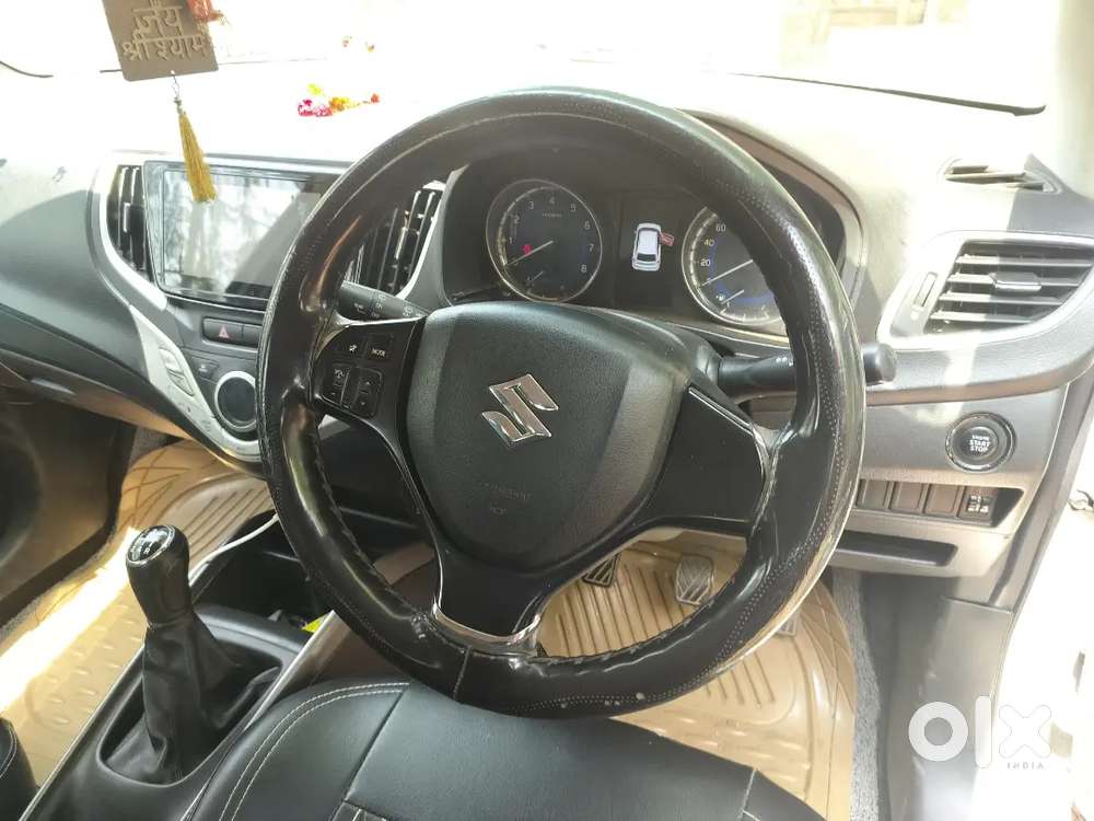 Mujhe Paison Ki Bahut Avashyakta Hai Gadi Bahut Acchi Hai