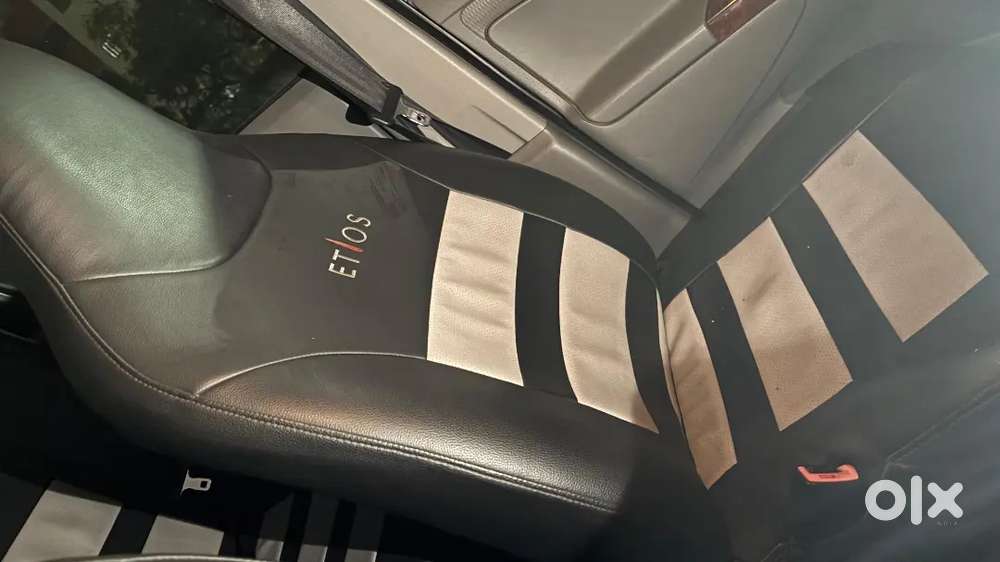 Toyota Etios 1.5 G 2011 Petrol Manual