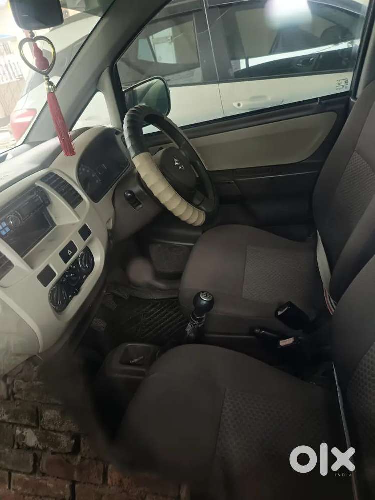 Maruti Suzuki Zen Estilo Lxi 2010