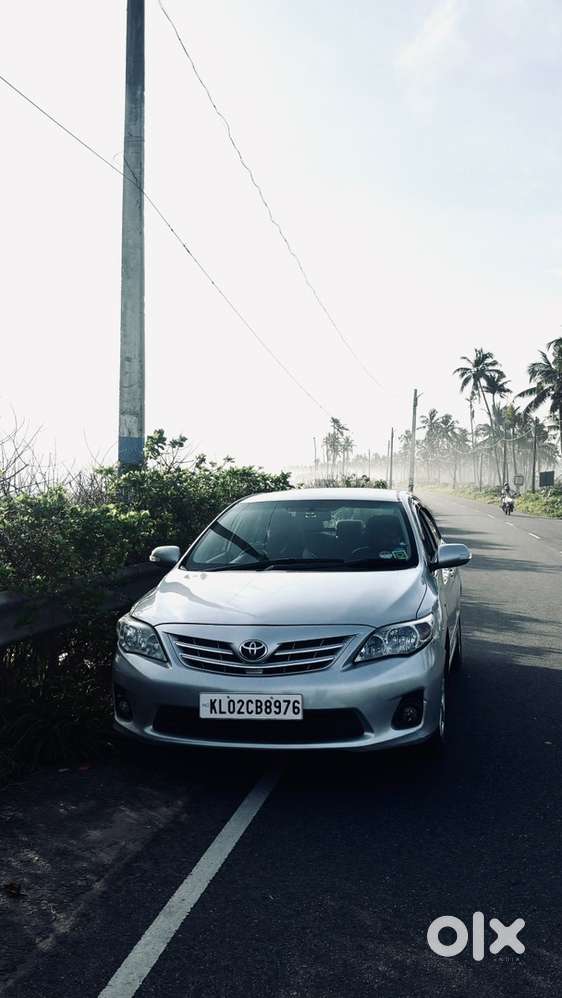 Toyota Corolla Altis 2012