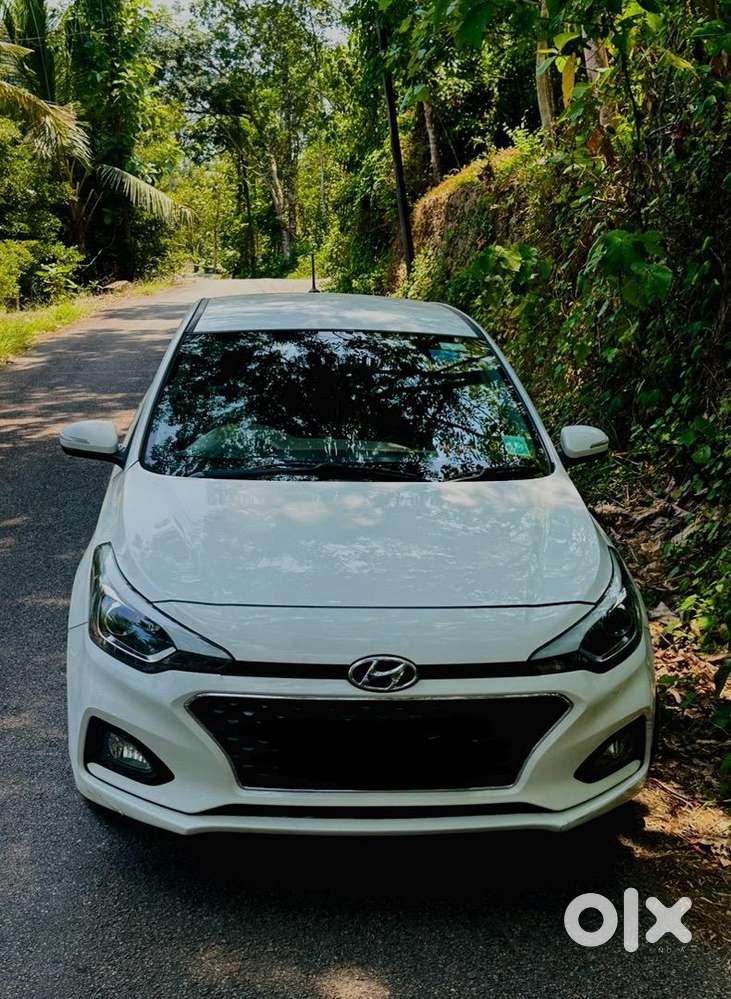 Hyundai  I20 2020 Petrol 62000 Km Driven