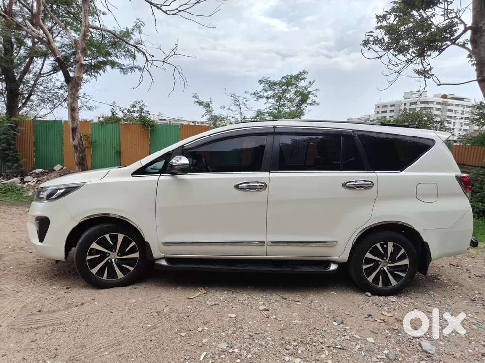 Toyota Innova Crysta [2020-ongoing] 2.4 Zx At 7 Str, 2022, Diesel
