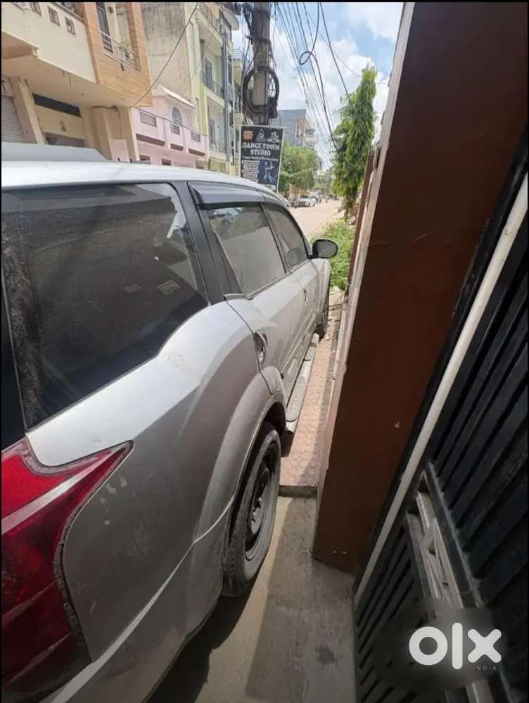 Mahindra Xuv500 W8 Sell Or Exchange