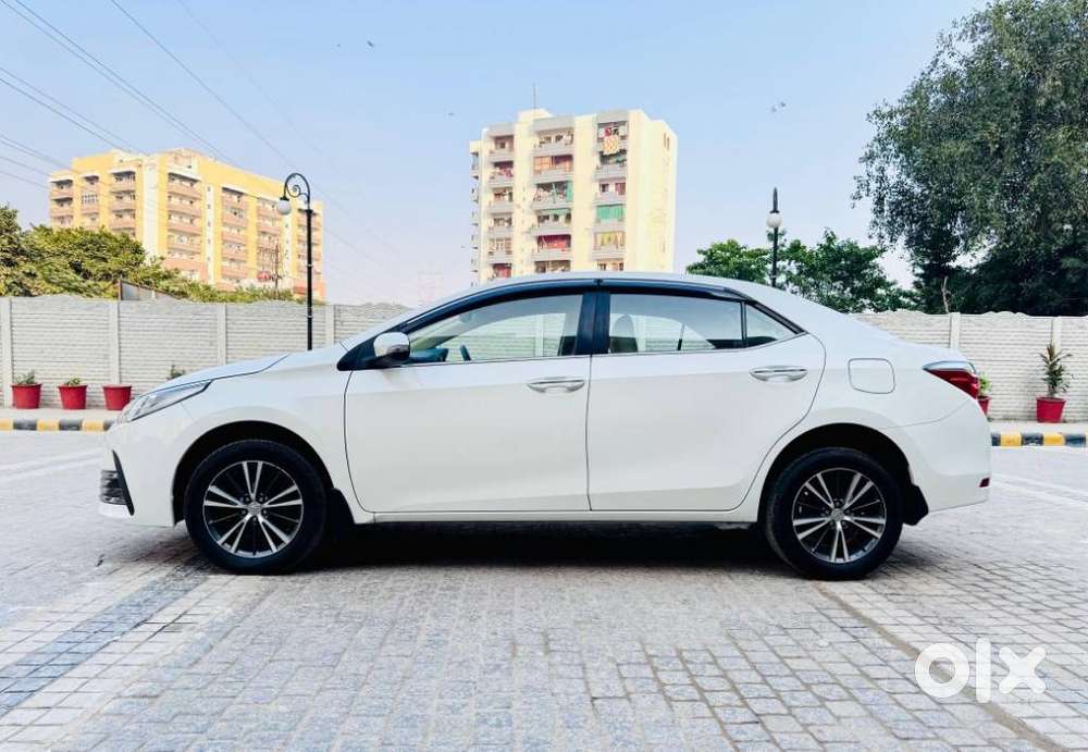 Toyota Corolla Altis 1.8 Gl, 2018, Petrol