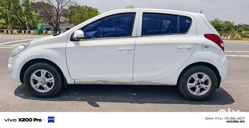 Hyundai I20 2009-2011 Asta, 2011, Diesel