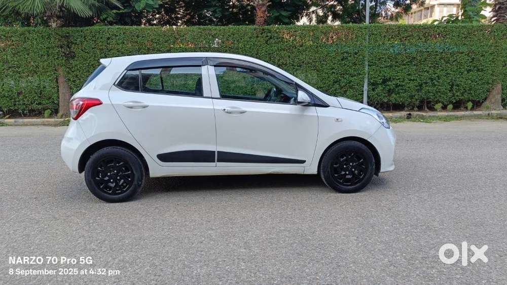 Hyundai Grand I10 1.2 Kappa Magna At, 2017, Cng & Hybrids