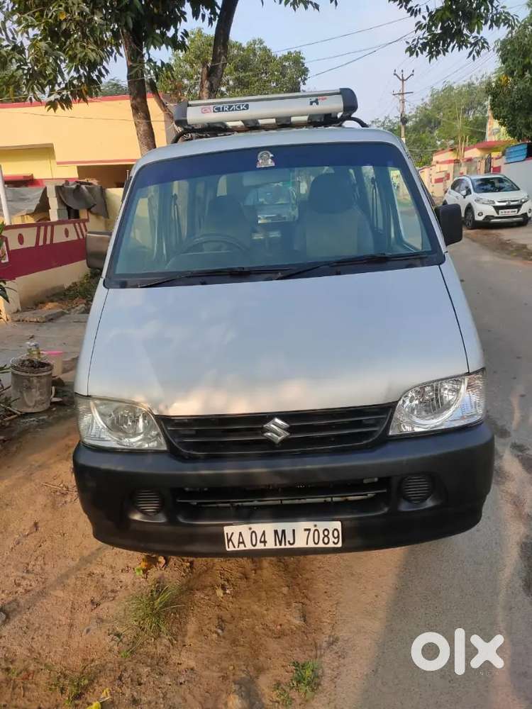 Selling Good Condition Eeco 5 Seater