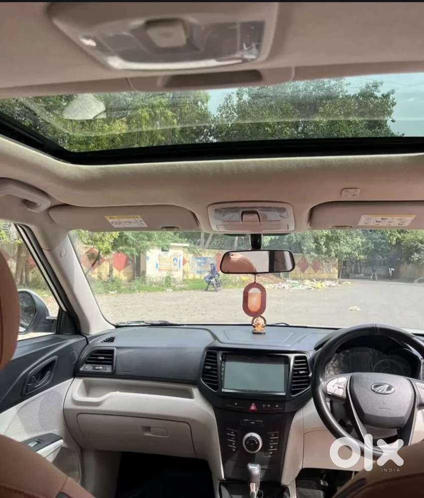 Mahindra Xuv300 1.2 W6 Amt Petrol, 2022, Petrol