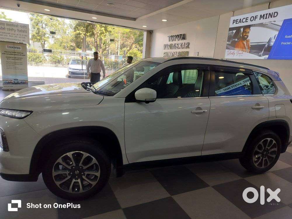 Maruti Suzuki Grand Vitara 1.5 Zeta Smart Hybrid At, 2023, Petrol