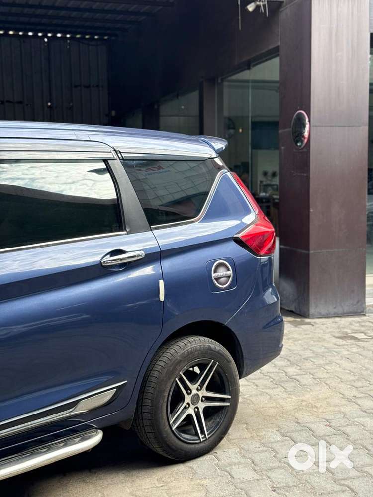 Maruti Suzuki Ertiga Vxi At Petrol, 2019, Petrol
