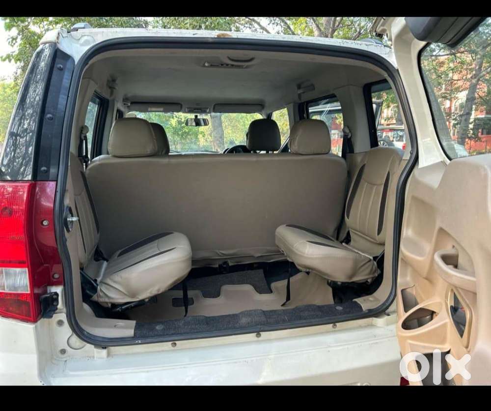 Mahindra Tuv 300 T8 Amt 2016 Diesel 91000 Km Driven