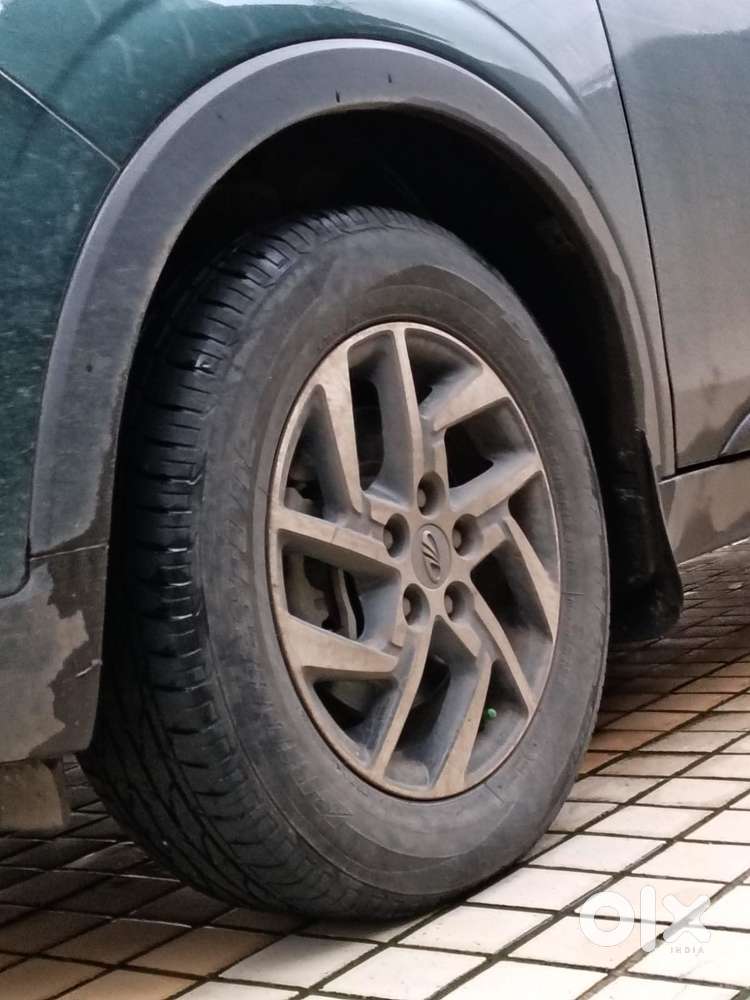 Mahindra Xuv300 W8 Option Diesel, 2023, Diesel