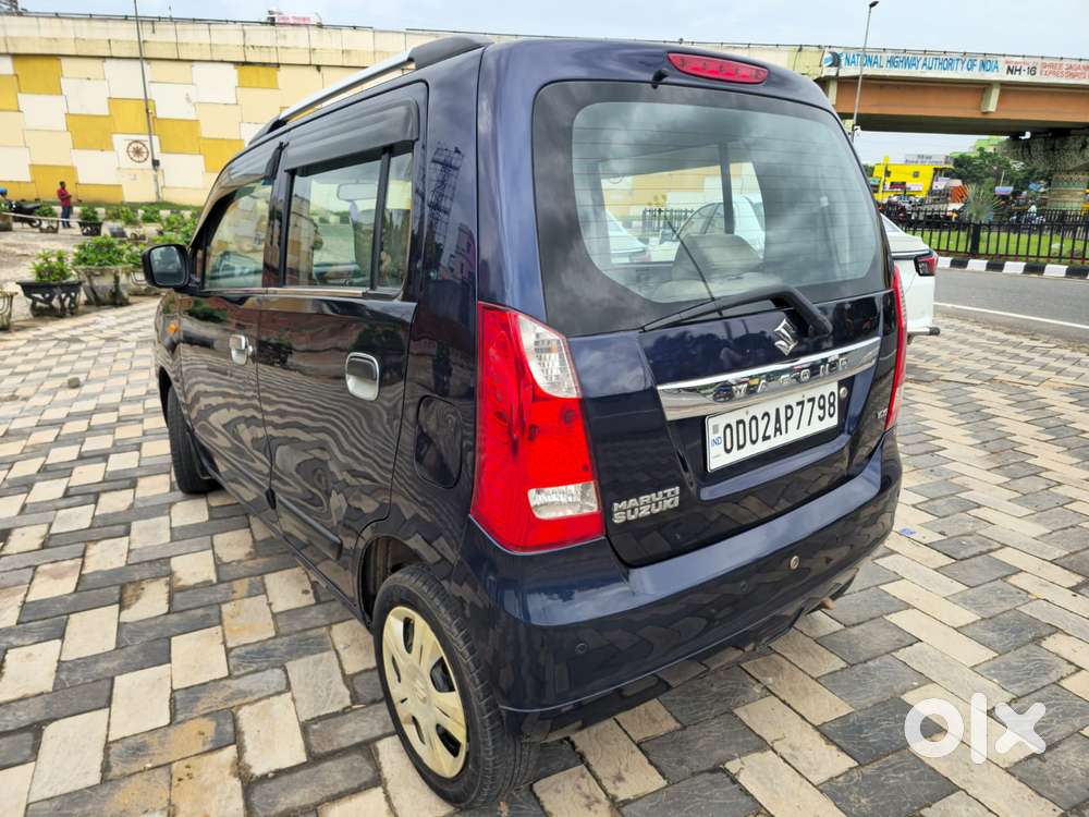 Maruti Suzuki Wagon R 1.0 Vxi Amt, 2018, Petrol