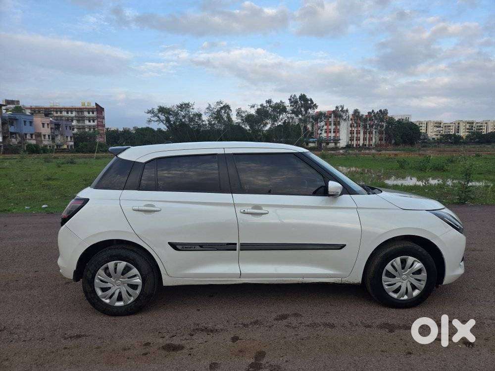 Maruti Suzuki Swift Vxi Optional, 2024, Petrol