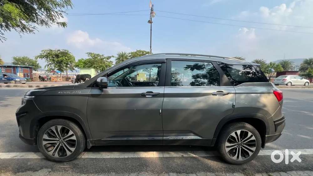 Single Handed, Good Condition, Mg Hector Hybrid Sharp 2021