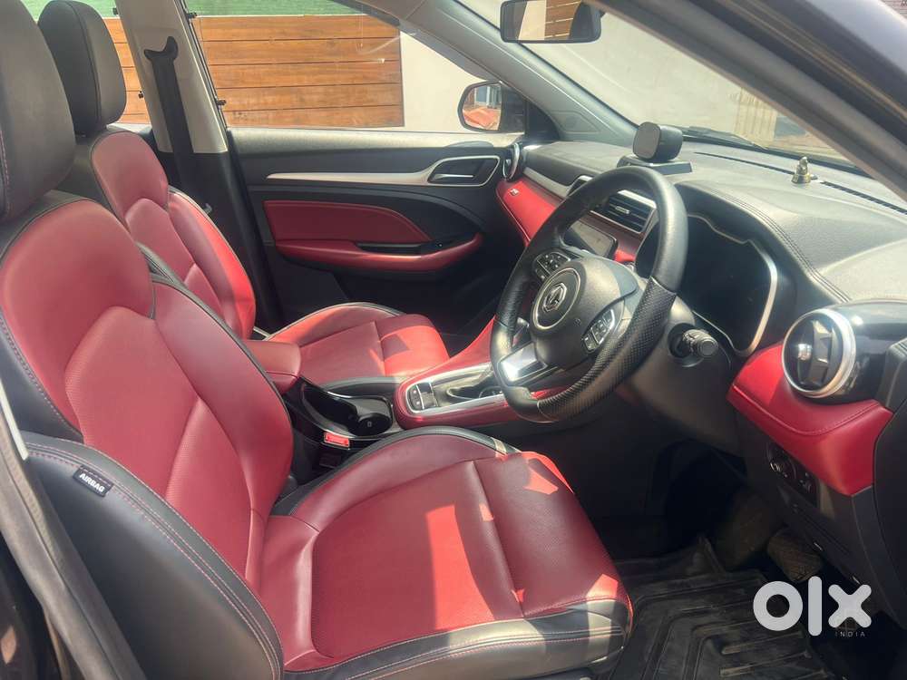 Mg Astor 1.5 Savvy Cvt S Red, 2021, Petrol