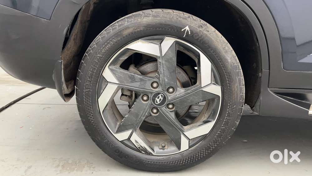 Hyundai Alcazar 1.5 Tdct Signature (o) 7s Petrol, 2023, Petrol