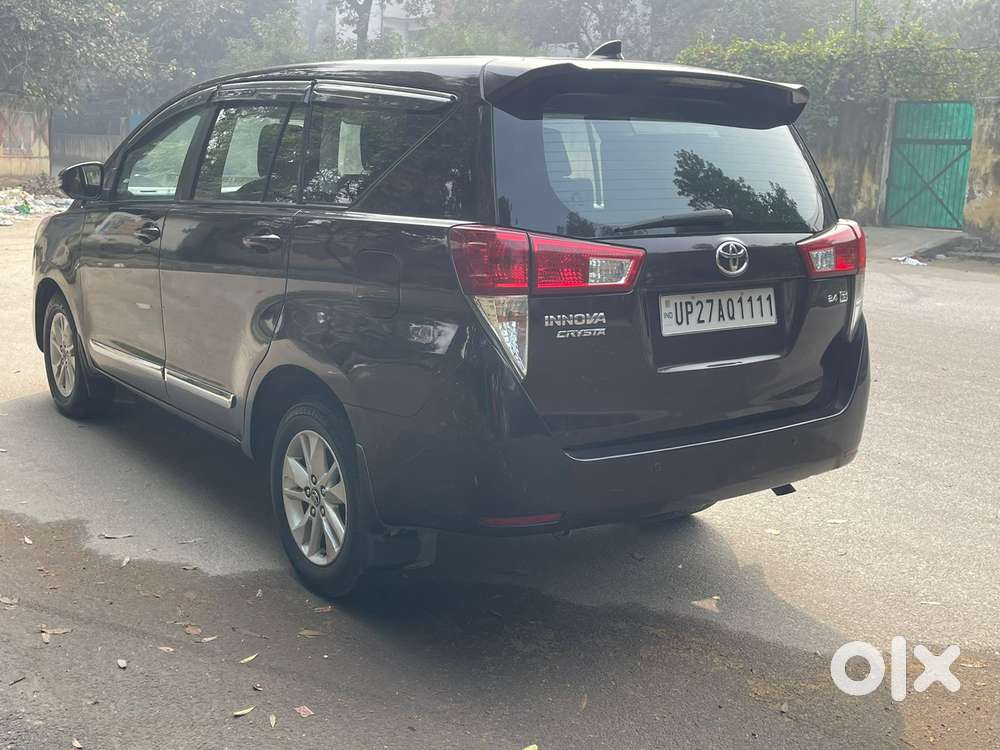 Toyota Innova Crysta