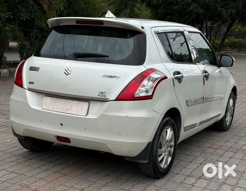 Maruti Suzuki Swift 1.3 Zxi, 2014, Petrol