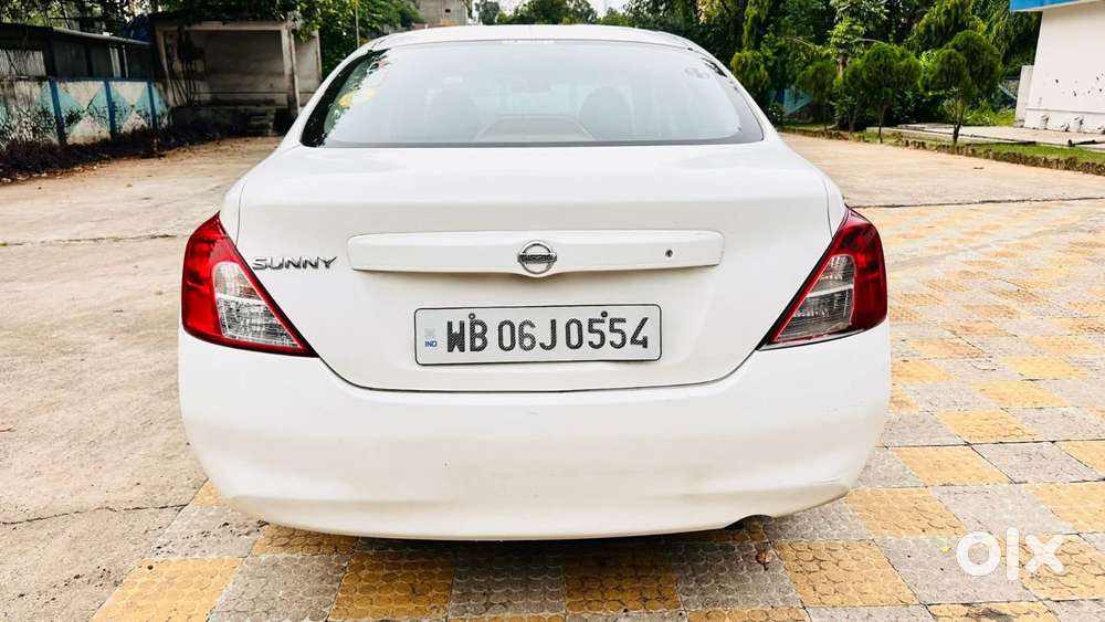 Nissan Sunny Xv, 2011, Petrol