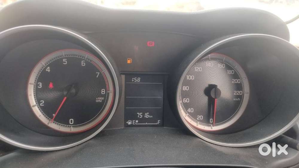 Maruti Suzuki Swift Vxi Abs Bsiv, 2022, Petrol