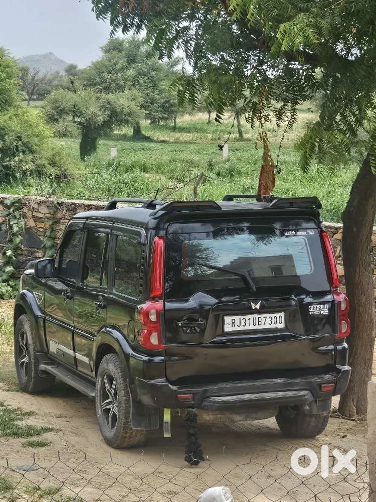 Mahindra Scorpio 2017 Diesel Well Maintained