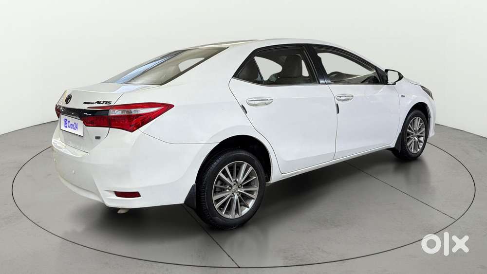 Toyota Corolla Altis 2013-2017 Vl At, 2016, Petrol