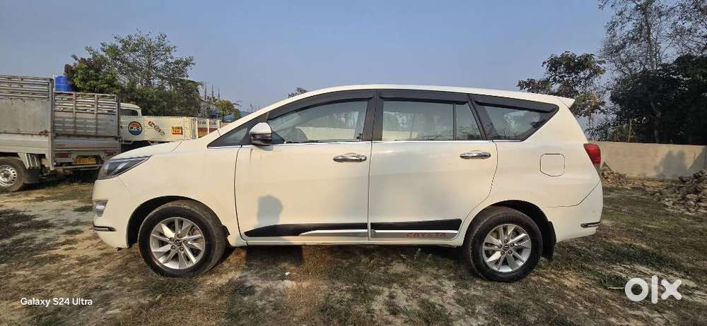 Toyota Innova Crysta 2.4 G Mt 7 Str, 2018, Diesel