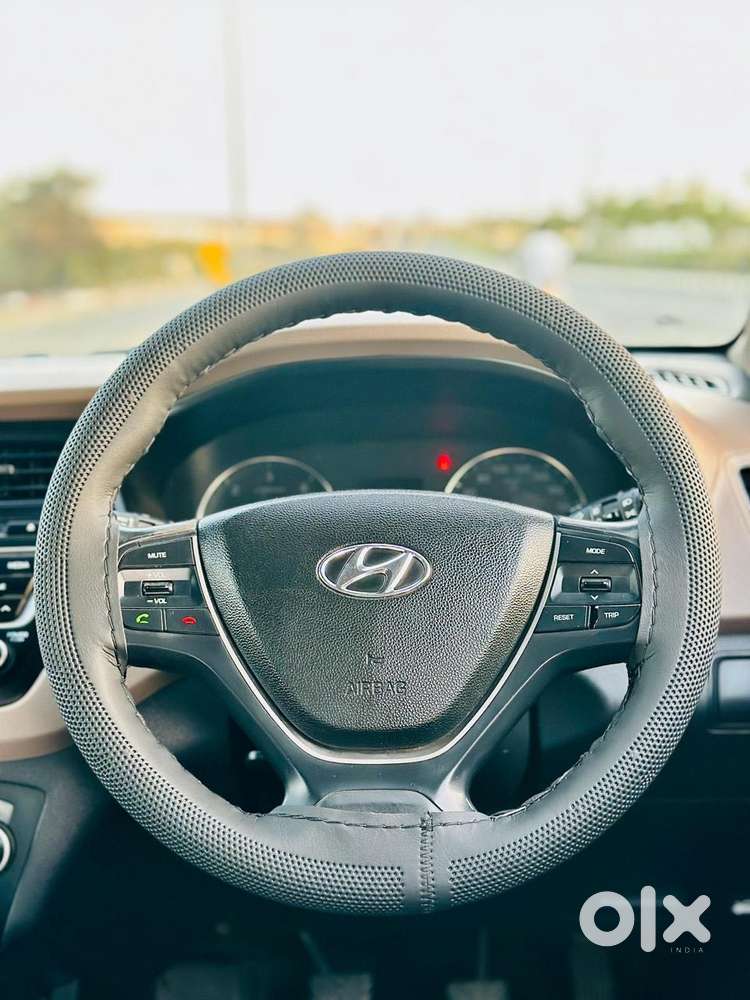 Hyundai Elite I20 Sportz (o) 1.4, 2015, Diesel