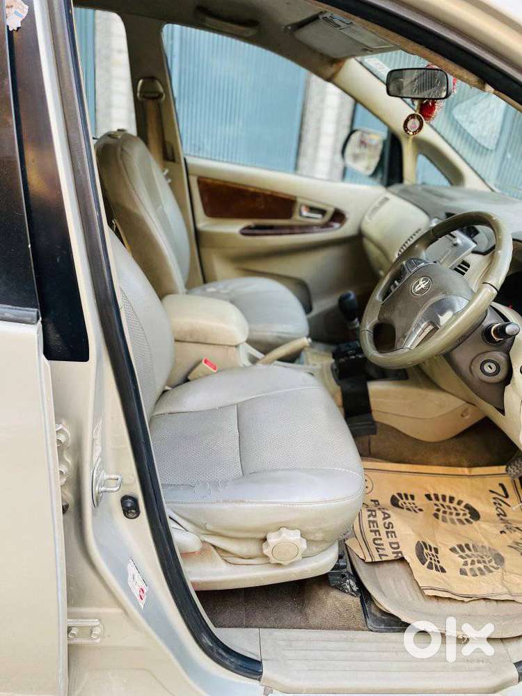 Toyota Innova 2.5 Vx 7 Str, 2014, Diesel