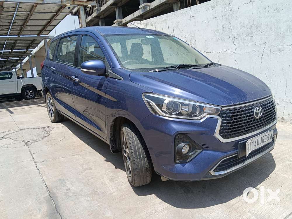Toyota Rumion V Mt, 2023, Petrol
