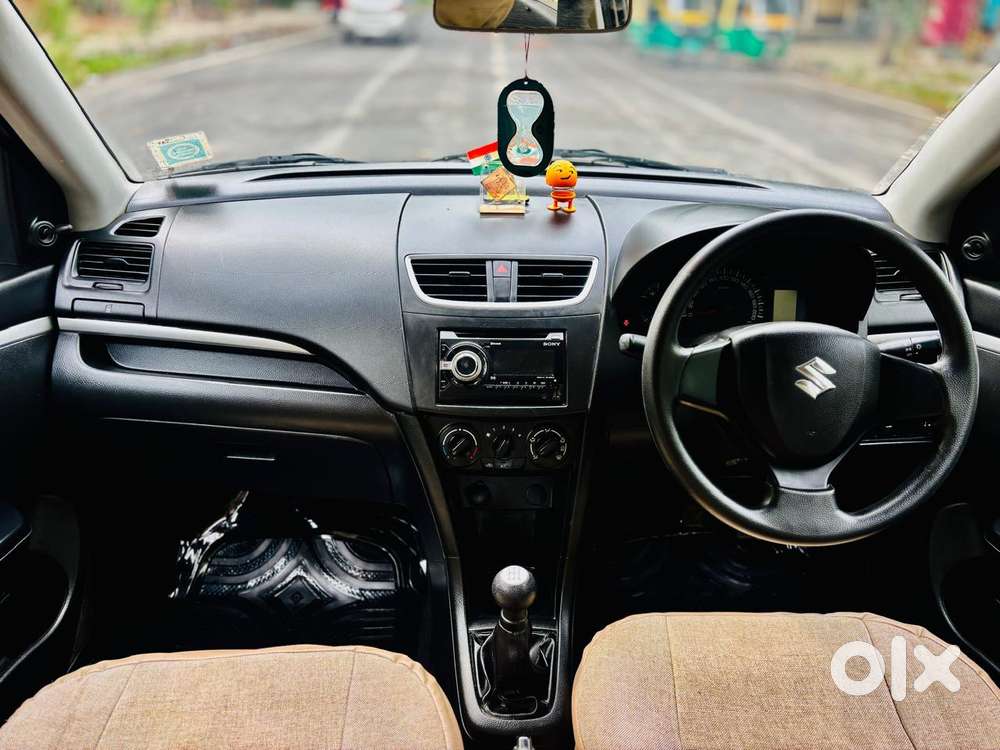 Maruti Suzuki Swift 1.2 Lxi (o), 2017, Petrol