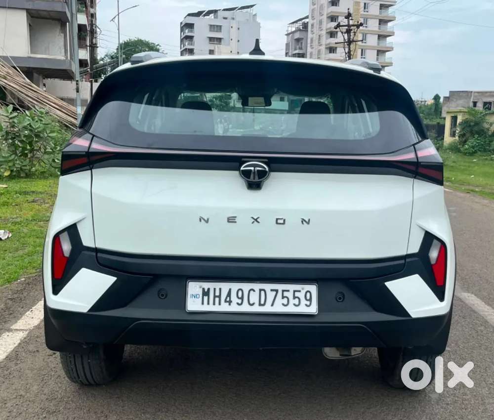 Tata Nexon, 2024, Petrol
