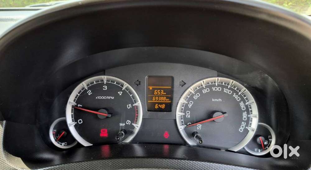 Maruti Suzuki Swift Dzire Vdi Optional, 2015, Diesel
